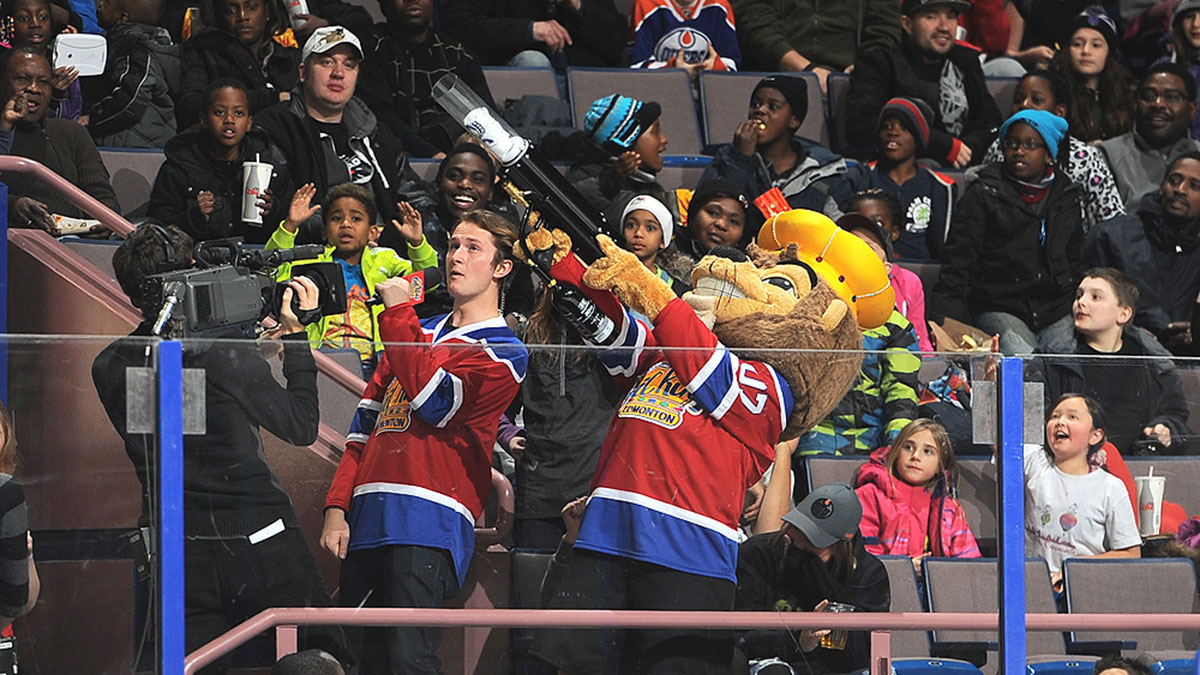 Arts-Supplied-Credit-Photo-by-Andy-DevlinEdmonton-Oil-Kings-Hockey-Club-Chris-Borger-2