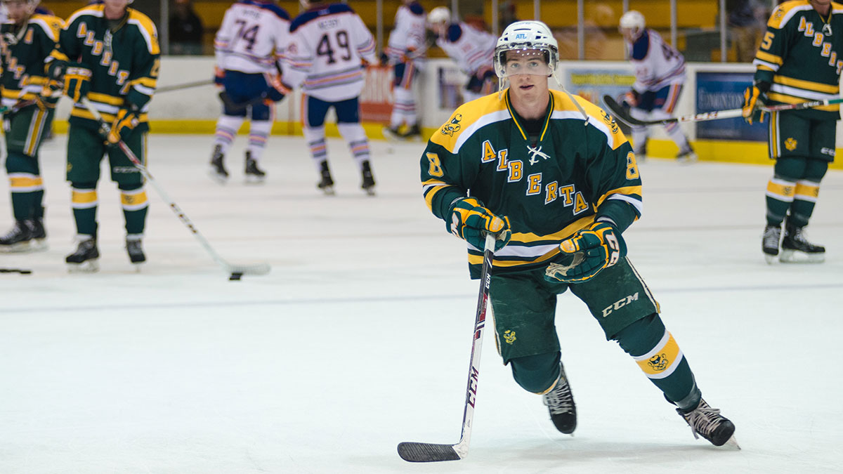 Sports-Ruilin-Fu-Bears-Hockey-Grads-8-Brett-Ferguson