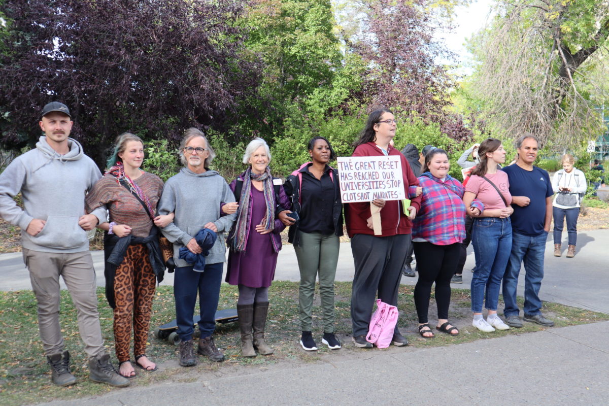 anti-mandatory vaccine protest line 2