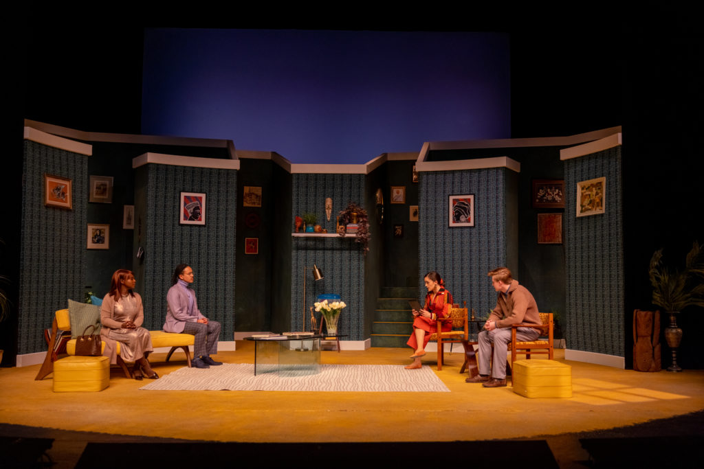 'God of Carnage' explores relationships and disagreements through