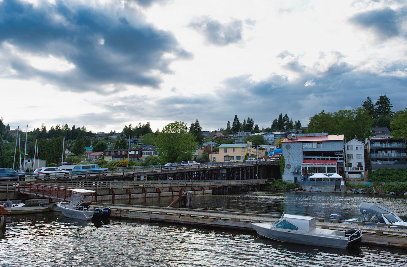 A photo of Gibsons harbour with ships docked