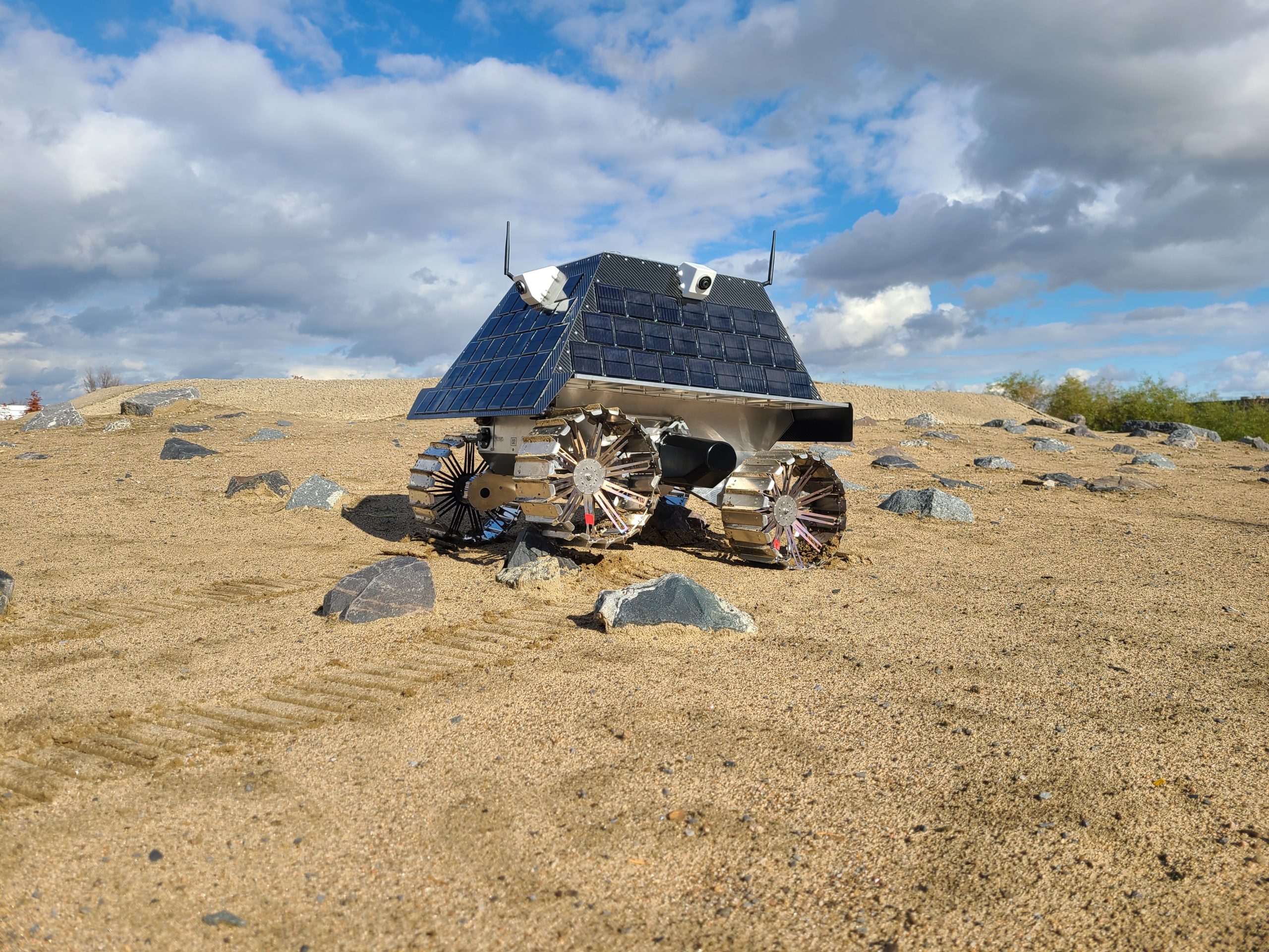 u-of-a-professor-will-help-create-the-first-ever-canadian-lunar-rover