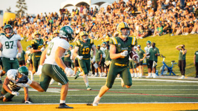 Seth Poelzer runs it in for his first U Sports touchdown against the Saskatchewan Huskies September 29.